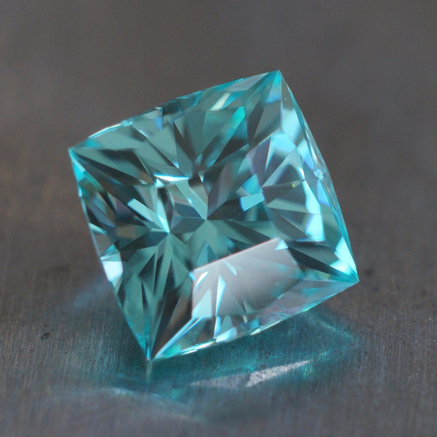 3.2 ct Paraiba Yb:YAG