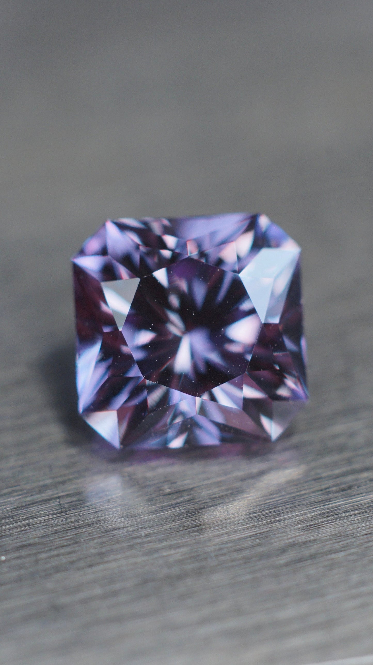 3.9 ct flame fusion color change sapphire