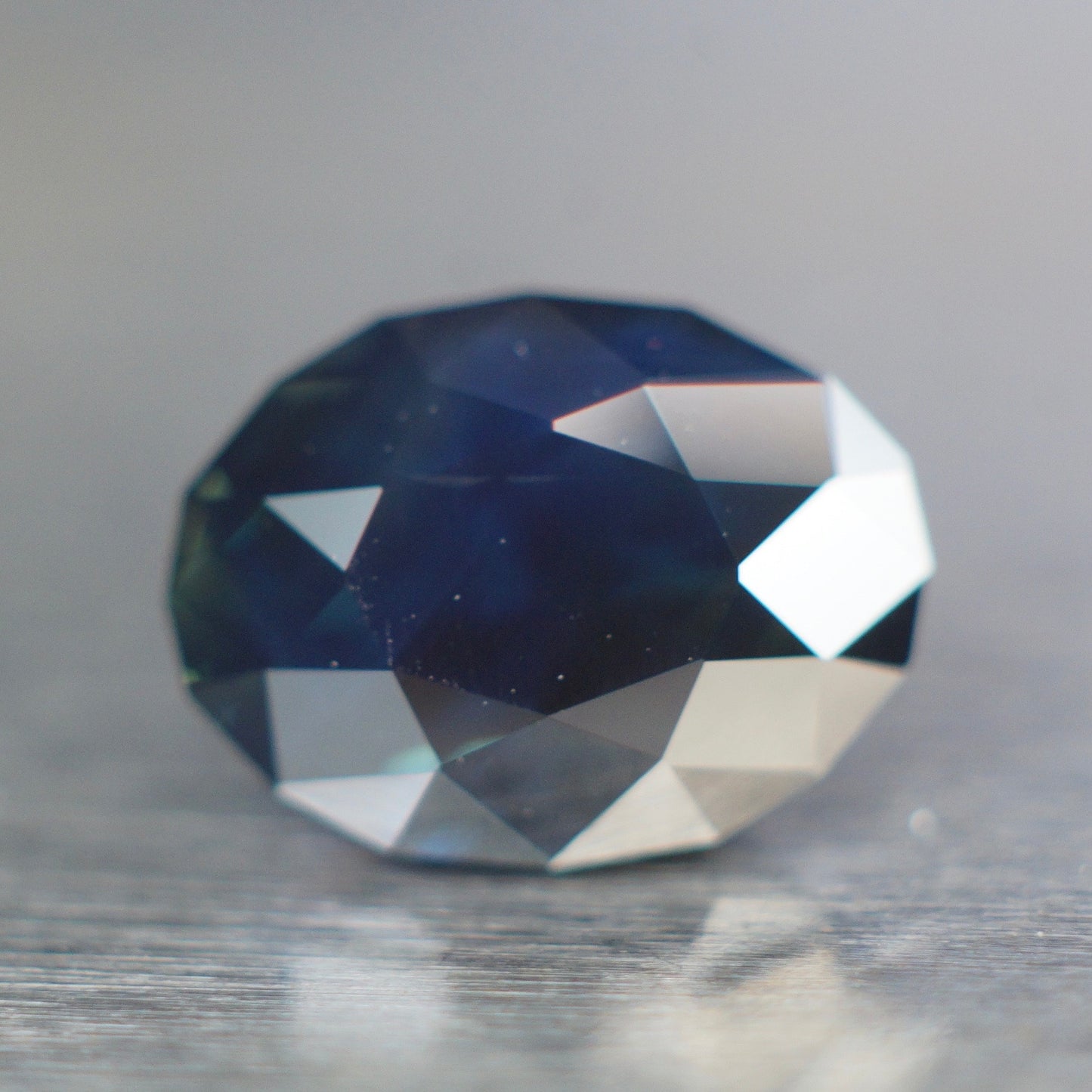 2.64 ct Australian sapphire