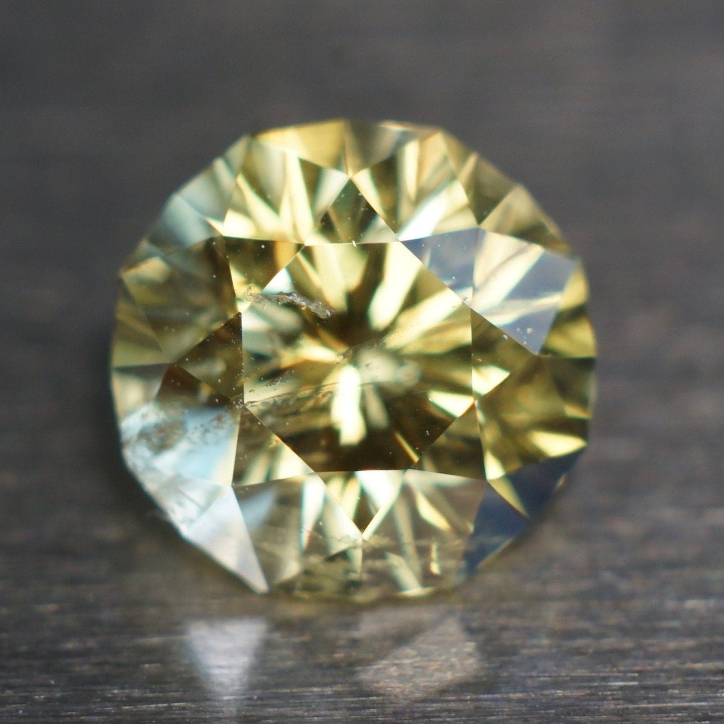 1.06 ct chrysoberyl