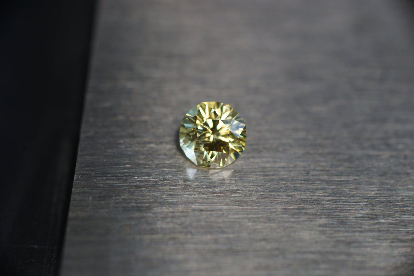 1.06 ct chrysoberyl